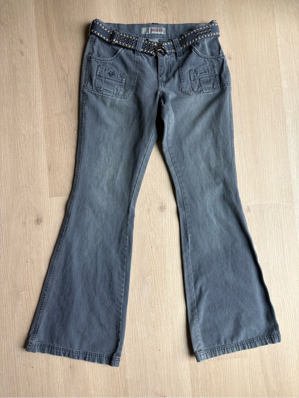 Vintage Y2K Hollister Low-rise Flared Cargo Pants with Grommet Belt Size 4